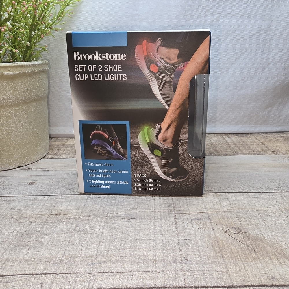 Brookstone LED Shoe Clip Lights - Black and Neon Green